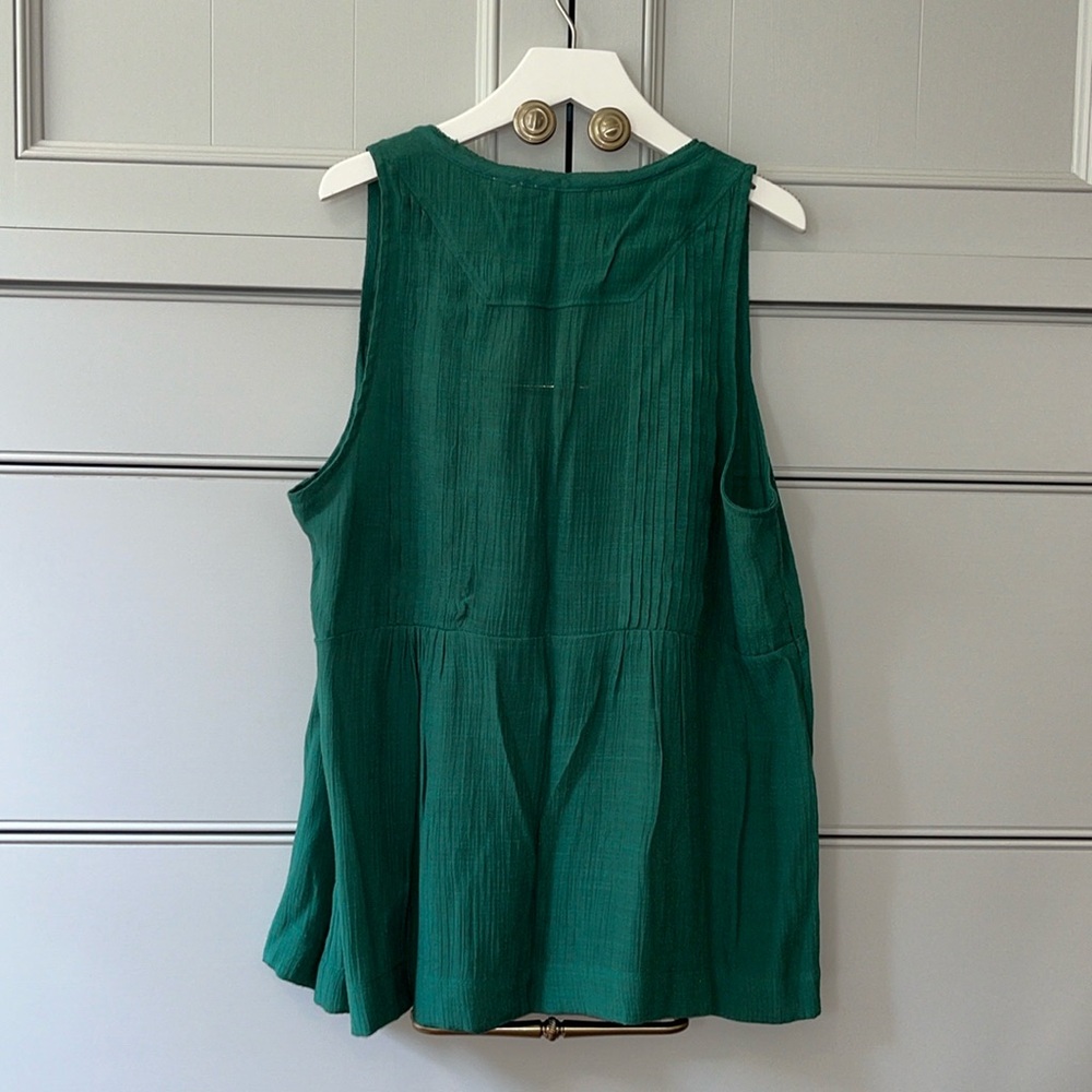 Maeve green tank top size medium - Picture 2 of 5